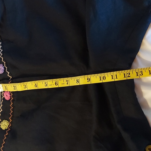 Larry Levine Women's Capris Pants Linen Blend Black Embroidery Waist Siz… - Picture 7 of 12